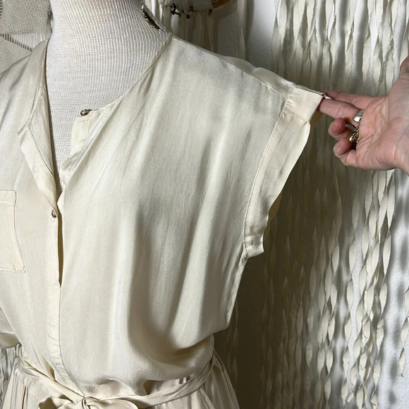 Humanoid Cream Shift Dress with Belt Size M - Picture 2 of 7